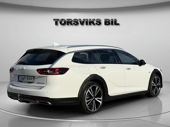 Opel Insignia Country Tourer 6 of 27