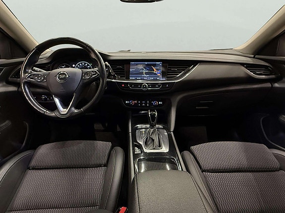 Opel Insignia Country Tourer 10 of 27