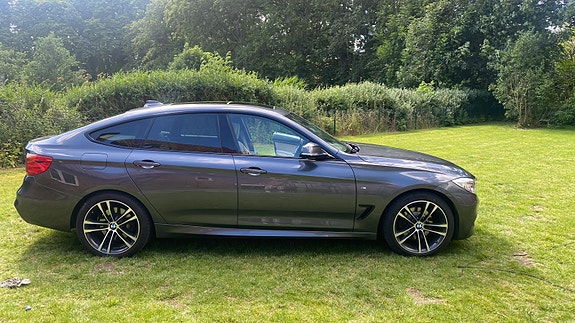 BMW 330d 8 of 10