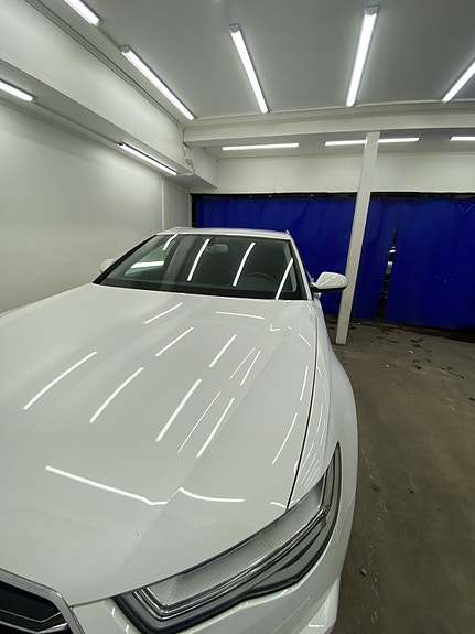 Audi A6 9 of 14