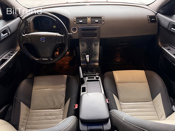 Volvo V50 7 of 12