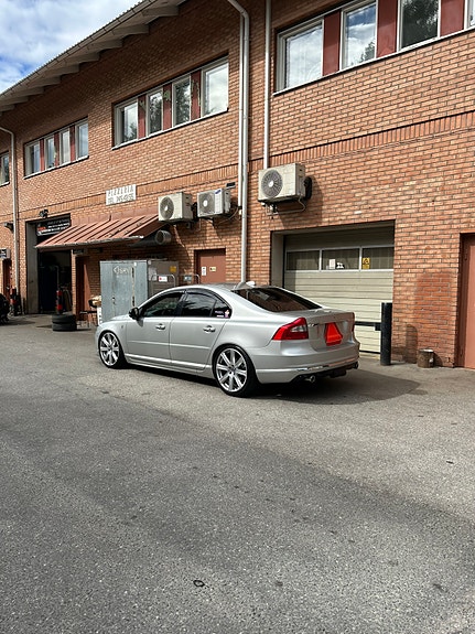 Volvo S80 5 of 17