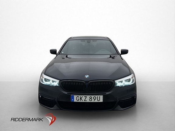 BMW 530e 2 of 5