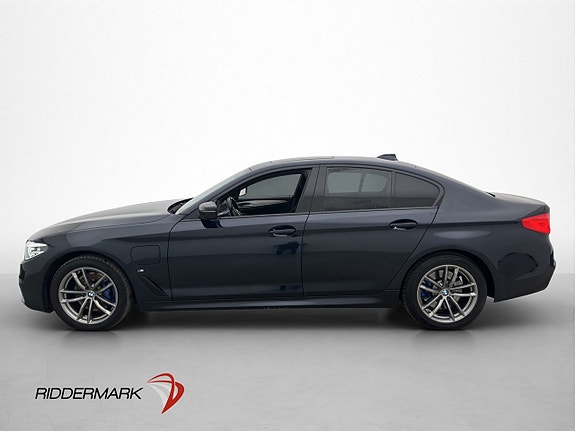 BMW 530e 4 of 5