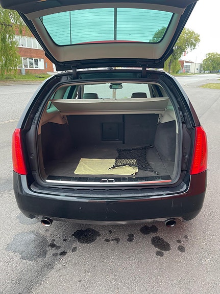 Cadillac BLS 5 of 6