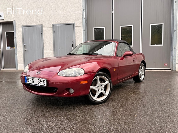 Mazda MX-5 4 of 5