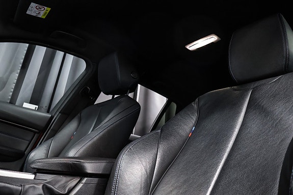 BMW 330d 14 of 30