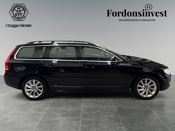 Volvo V70 7 of 18