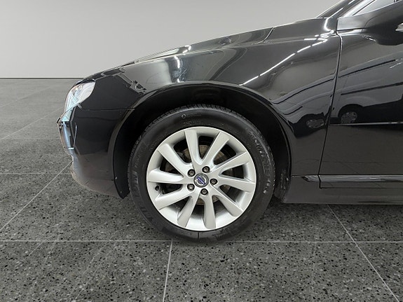 Volvo V70 9 of 18