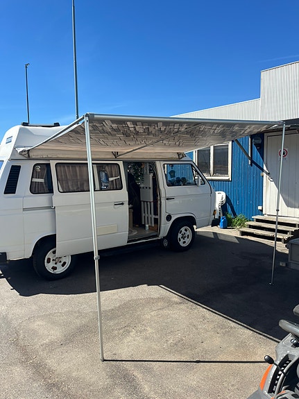 Volkswagen Caravelle 6 of 6