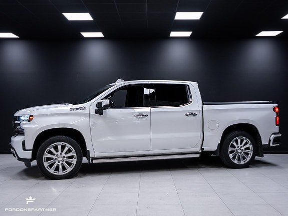 Chevrolet Silverado 1500 3 of 5