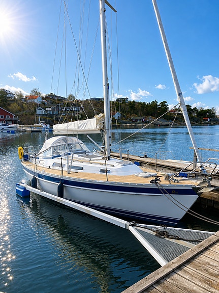 Hallberg Rassy 31 — View photo 1