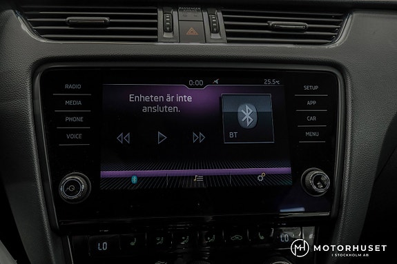 Skoda Octavia 12 of 18