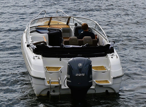 Yamarin 68 DC 2015 – Stilren, sportig och full av kvalitet 4 of 19
