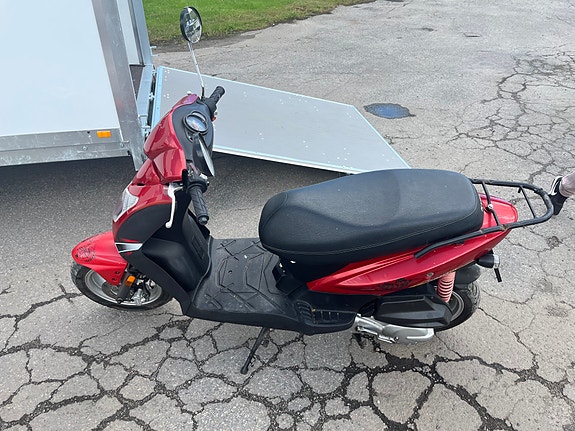 Kymco Agility 125 2 of 5