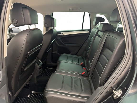 Volkswagen Tiguan 17 of 30