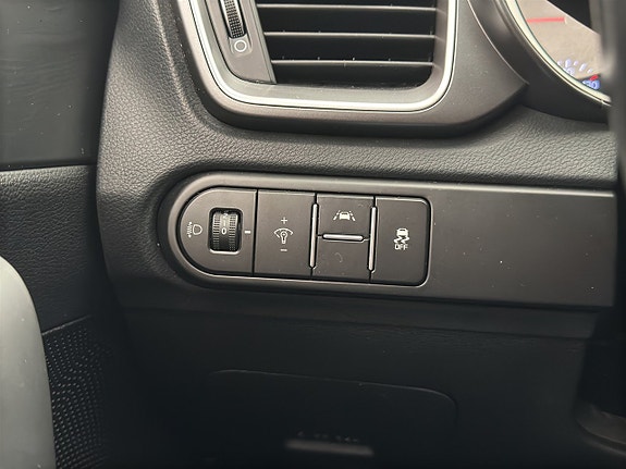 Kia Ceed 19 of 28