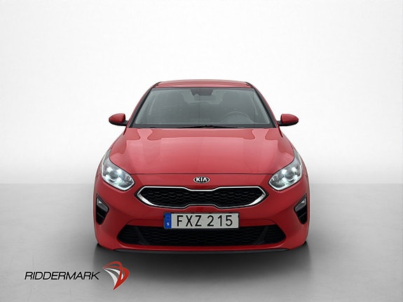 Kia Ceed 2 of 5