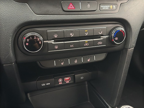 Kia Ceed 21 of 28
