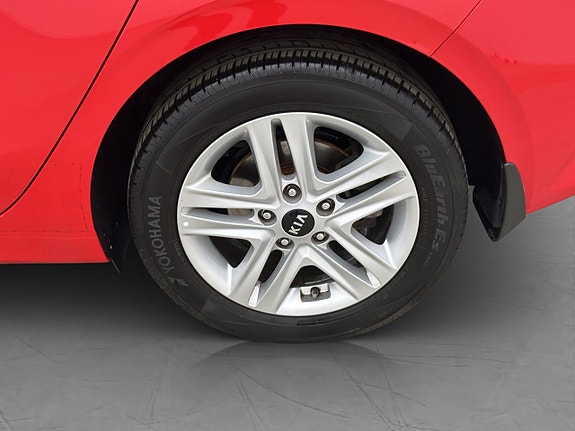 Kia Ceed 26 of 28