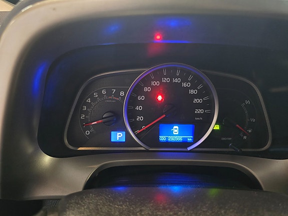 Toyota RAV4 14 of 14