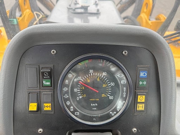 Volvo BM EL 70 10 of 12