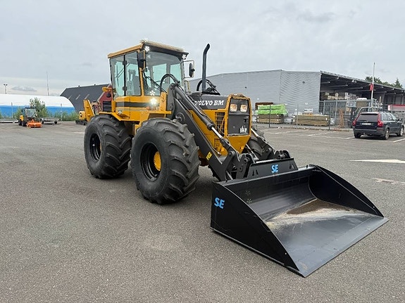 Volvo BM EL 70 8 of 12
