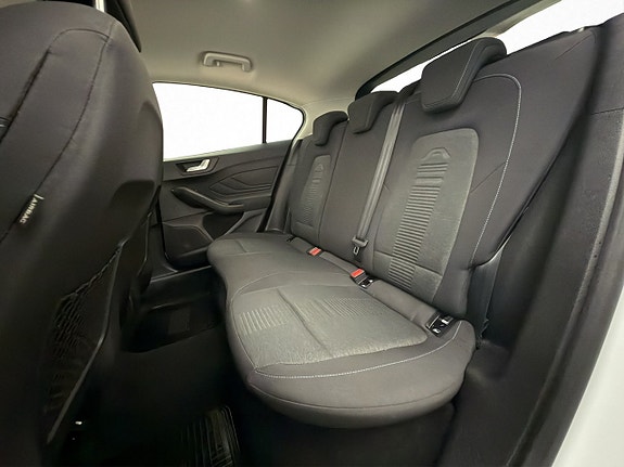 Ford Focus 16 of 30