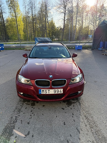 BMW 320d 5 of 5