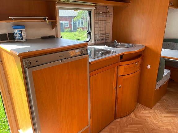 Adria 563 Unica uk barnkammarvagn 6 of 9