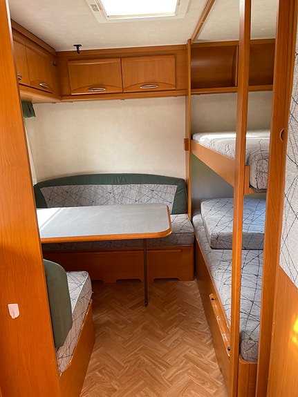 Adria 563 Unica uk barnkammarvagn 7 of 9