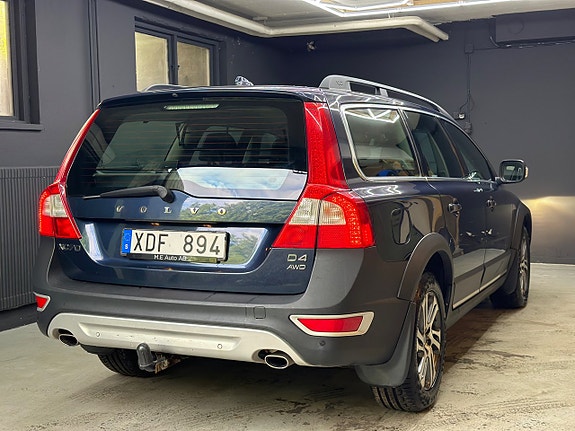 Volvo XC70 4 of 5