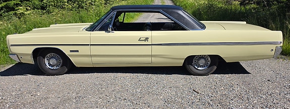 Plymouth Fury 5 of 5