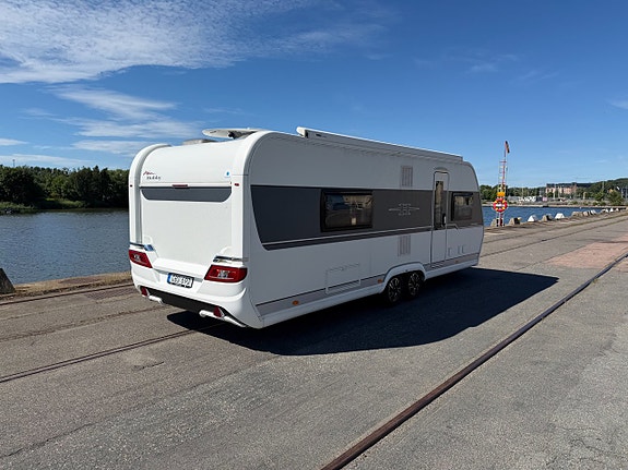 Hobby 660 WFC PRESTIGE Dubbelbädd 2 of 30