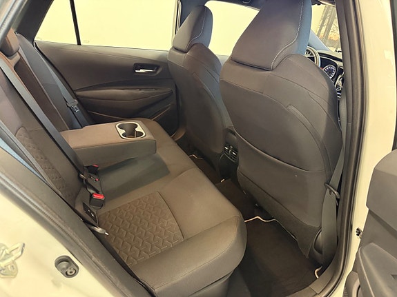 Toyota Corolla 9 of 22