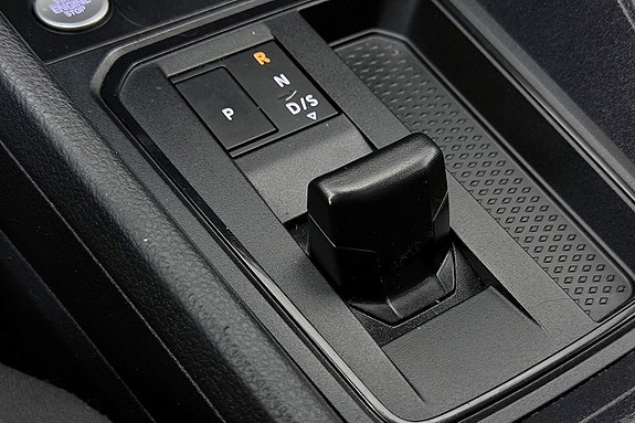 Volkswagen Caddy 27 of 30