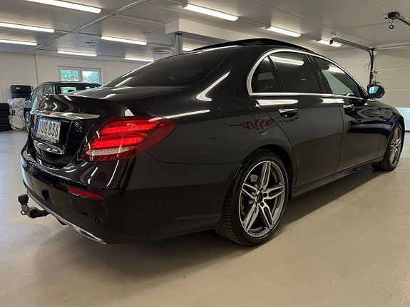 Mercedes-Benz E220 d 14 of 27