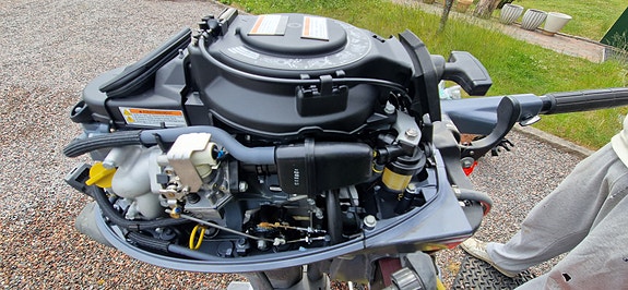 Cresent 434 med Yamaha 15 5 of 12