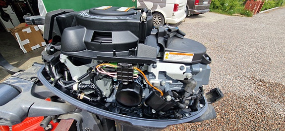 Cresent 434 med Yamaha 15 6 of 12