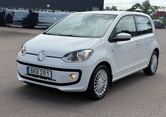 Volkswagen UP! 4 of 5