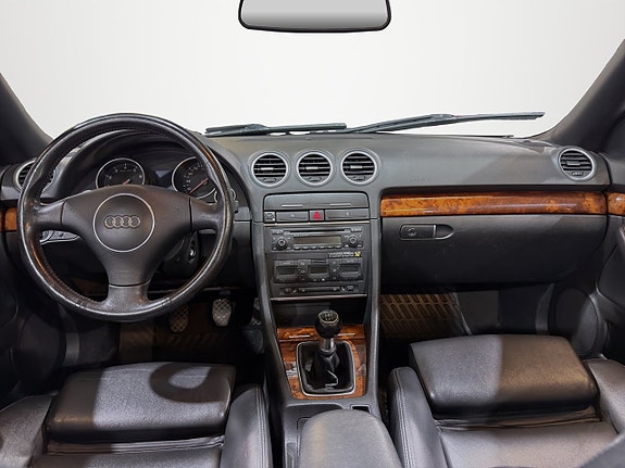 Audi A4 14 of 21