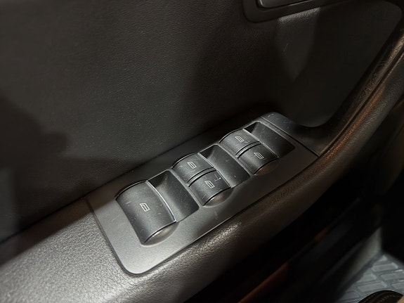 Audi A4 15 of 21