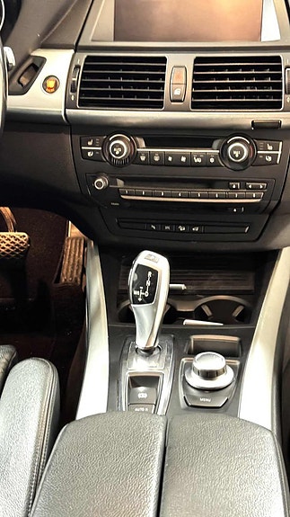 BMW X5 5 of 5