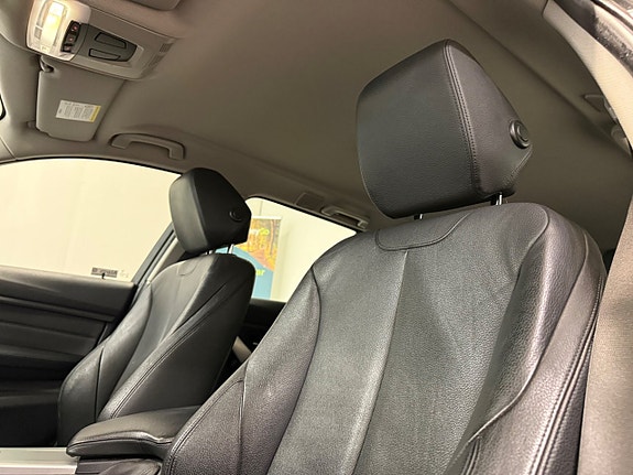 BMW 320d 11 of 30
