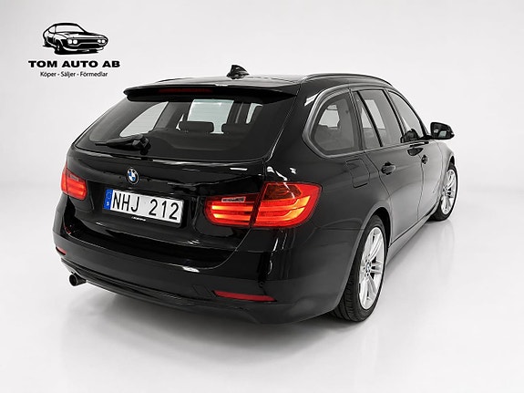 BMW 320d 7 of 30
