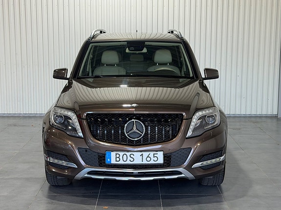 Mercedes-Benz GLK220 4 of 5