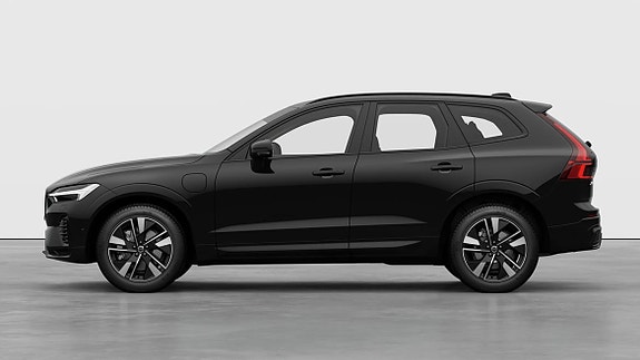 Volvo XC60 2 of 13