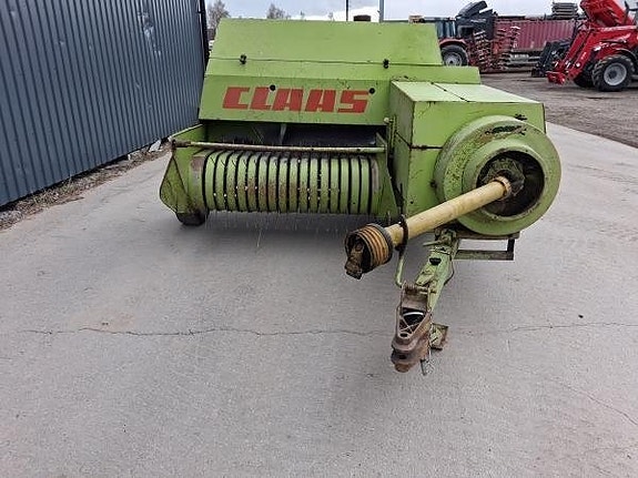 CLAAS MARKANT 40 HÅRDPRESS 3 of 4