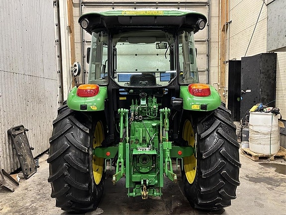 John Deere 5100R 3 of 8