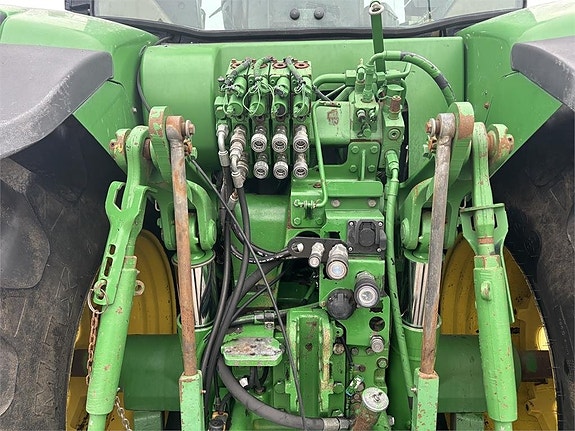 John Deere 7820 6 of 9